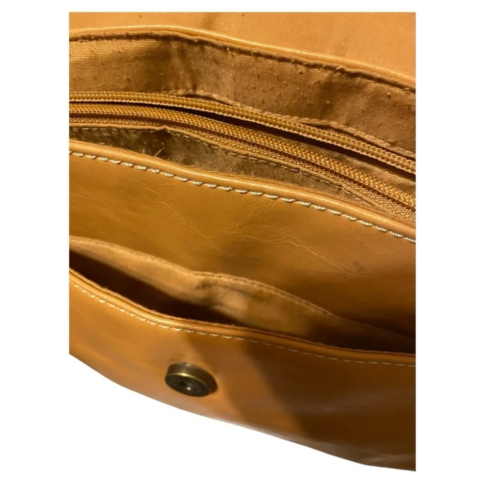 Tan Shoulder Purse Flap Over with Pockets Relic Vintage - Picture 10 of 10